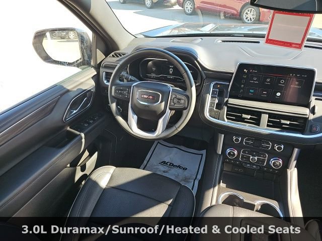Used 2023 GMC Yukon XL SLT w/ SLT Premium Package image 29