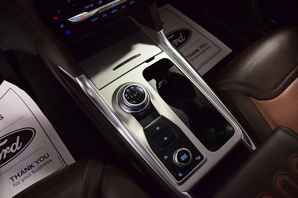 Used 2023 Ford Explorer King Ranch w/ Technology Package image 24