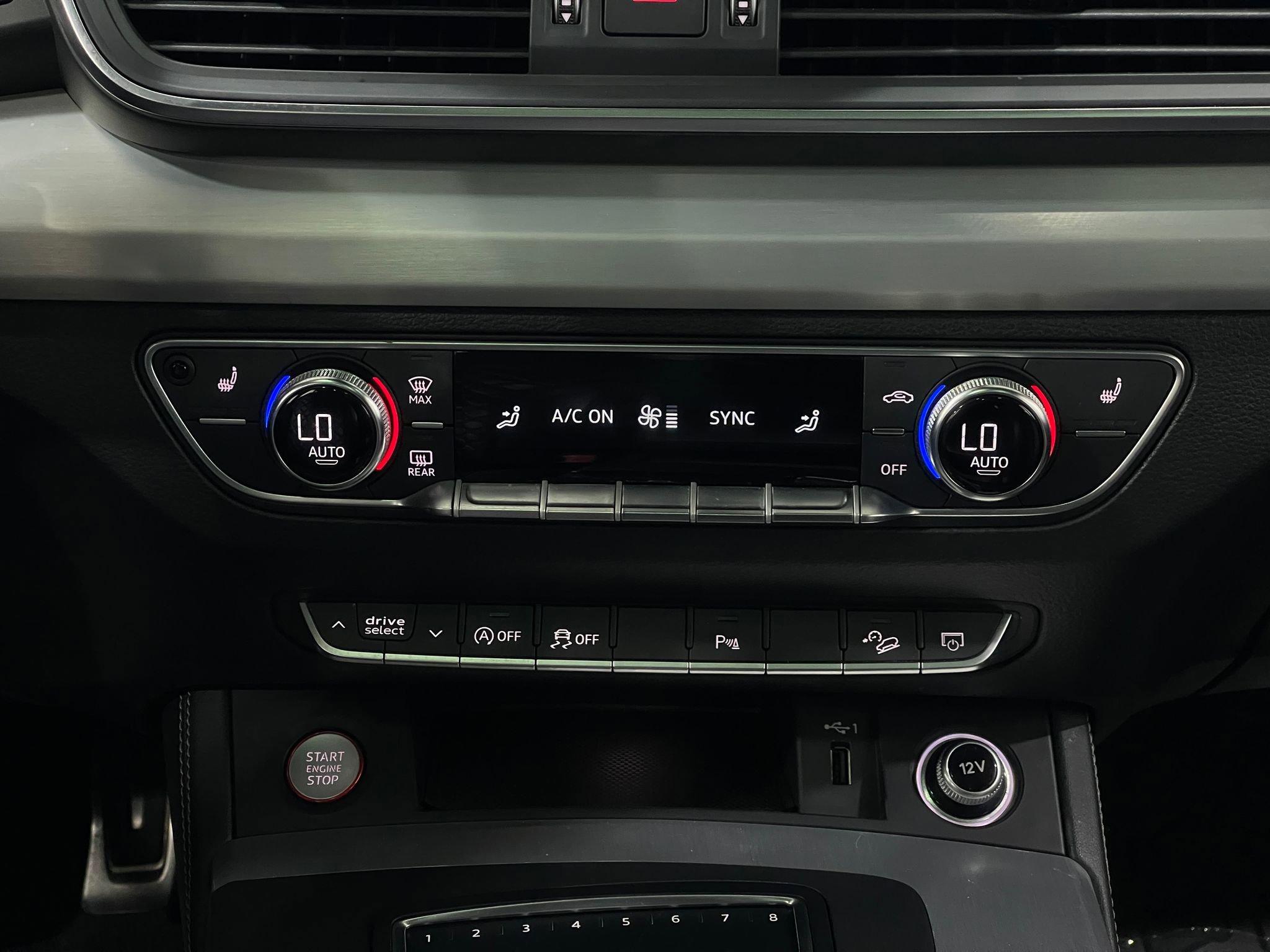 Used 2019 Audi SQ5 Premium Plus AWD/4WD image 25