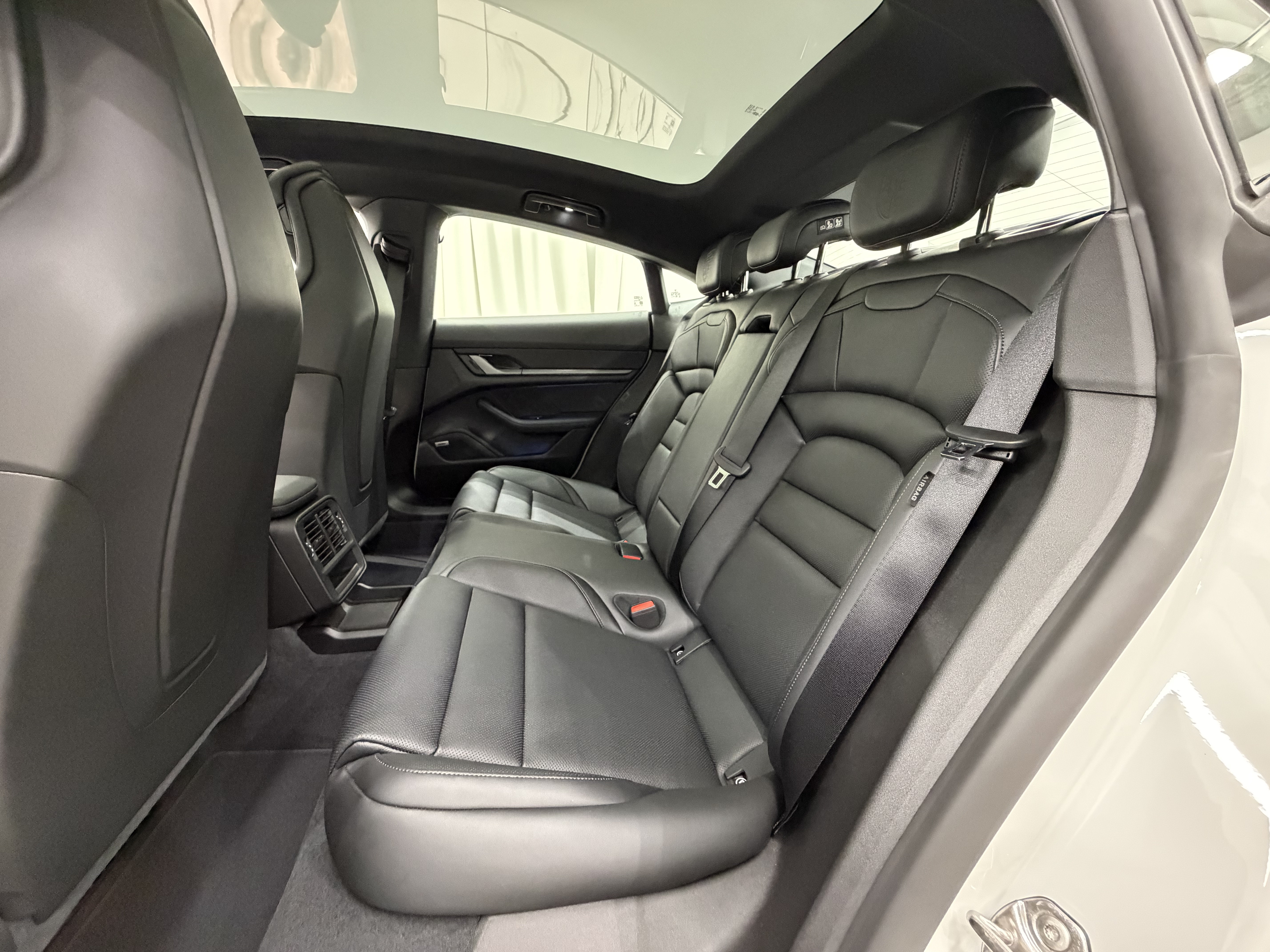 New 2026 Porsche Taycan 4S AWD/4WD image 20