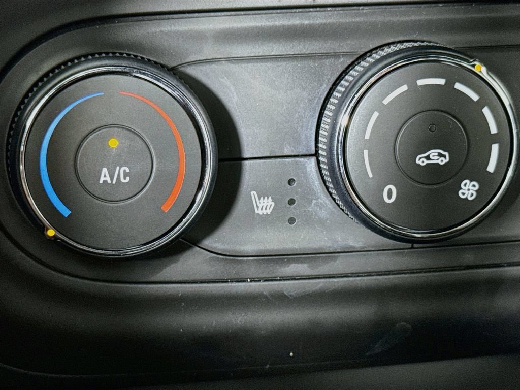 Used 2026 Chevrolet Trax RS w/ Driver Confidence Package FWD image 19