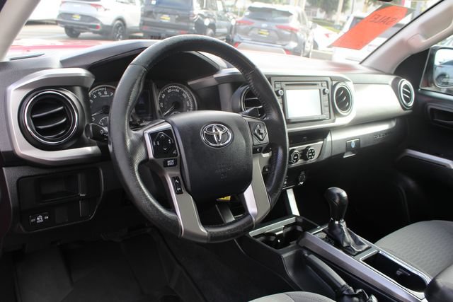 Used 2016 Toyota Tacoma SR5 w/ SR5 Appearance Package (SN) RWD image 56