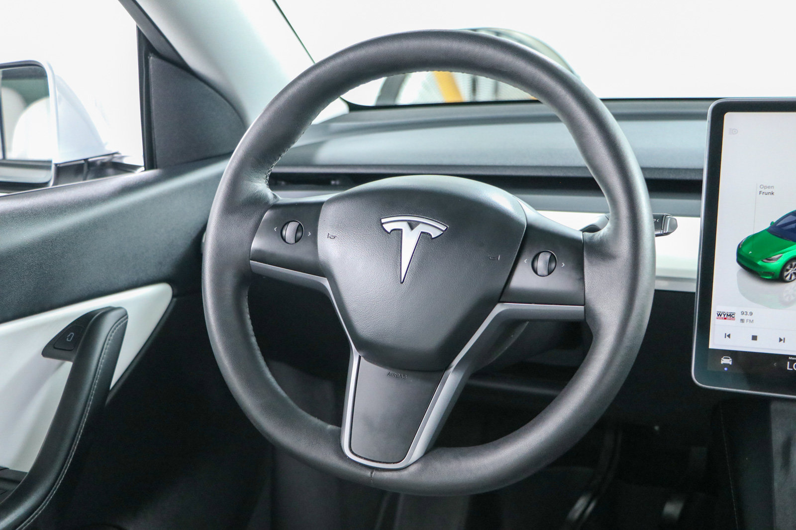 Used 2022 Tesla Model Y Long Range AWD/4WD image 12