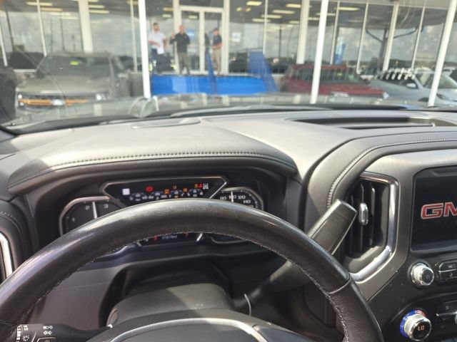 Used 2022 GMC Sierra 3500 Denali AWD/4WD image 15