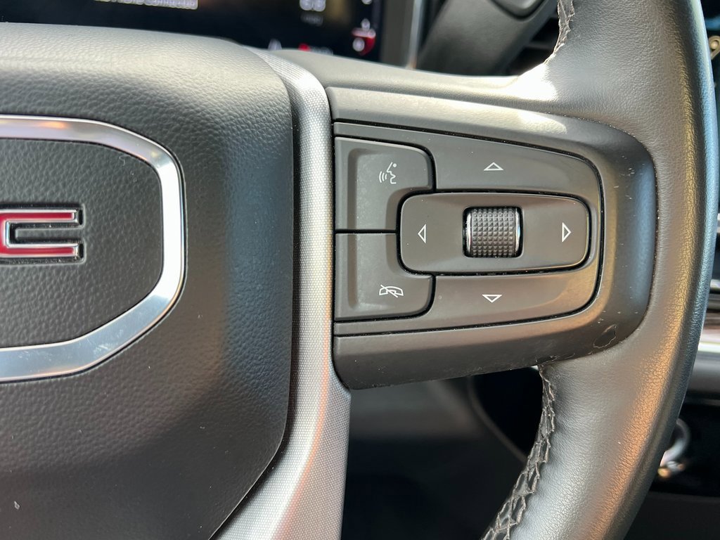 Used 2023 GMC Sierra 1500 Elevation image 25