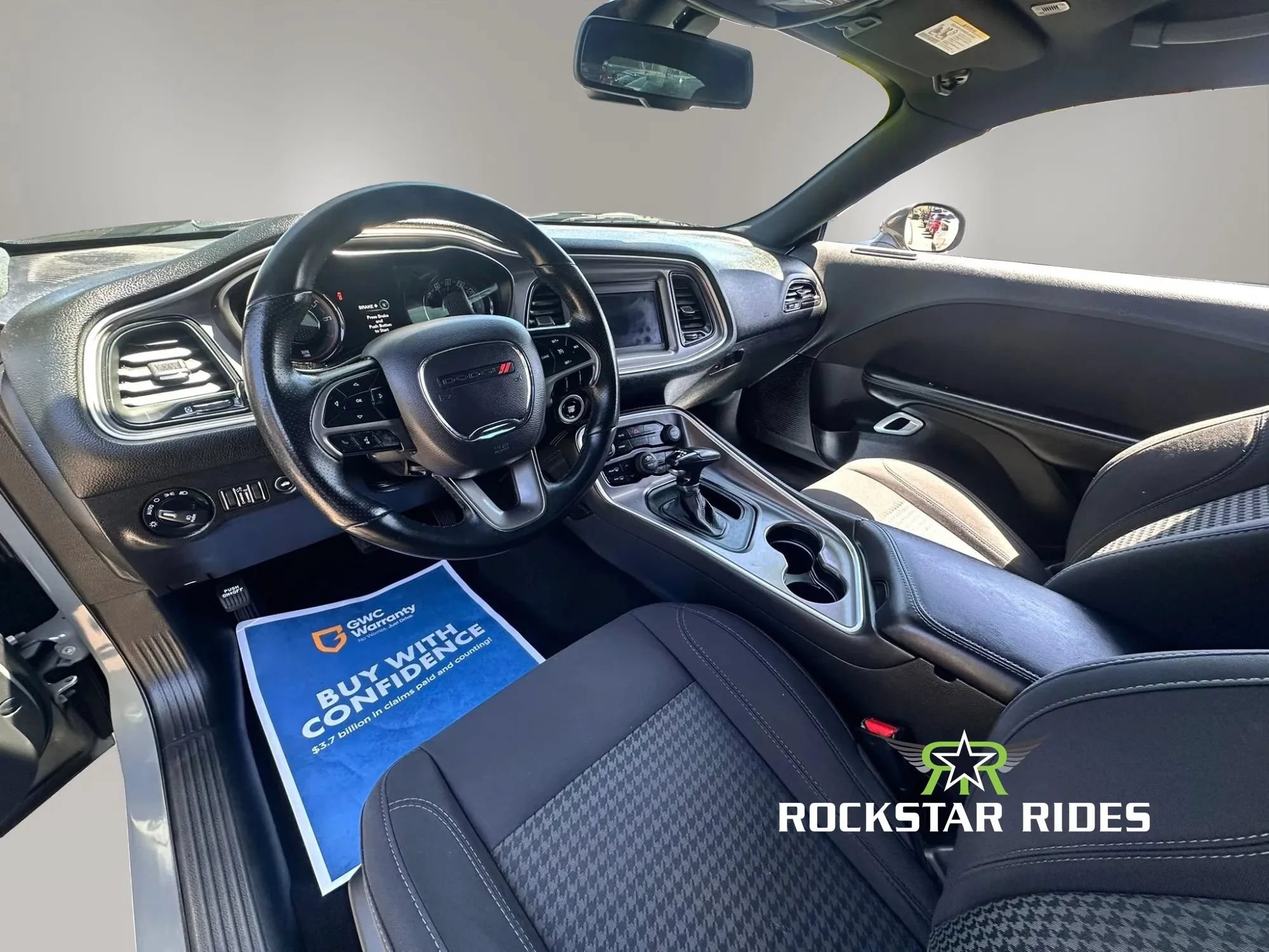 Used 2019 Dodge Challenger SXT w/ Blacktop Package RWD image 30