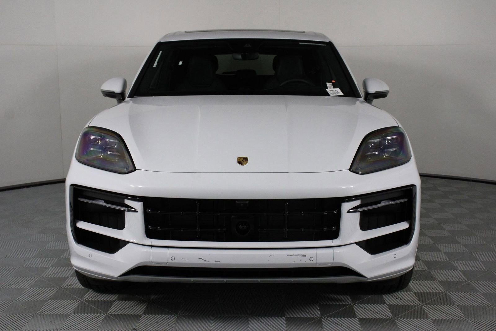 New 2026 Porsche Cayenne GTS image 10