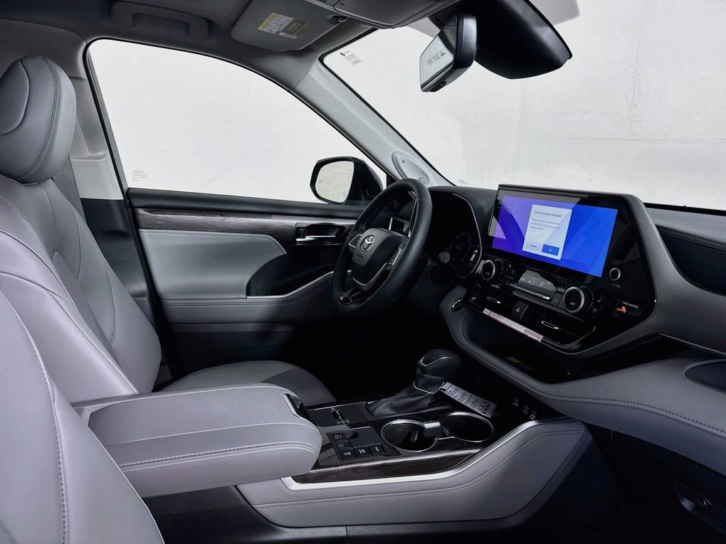New 2026 Toyota Highlander Limited AWD/4WD image 34