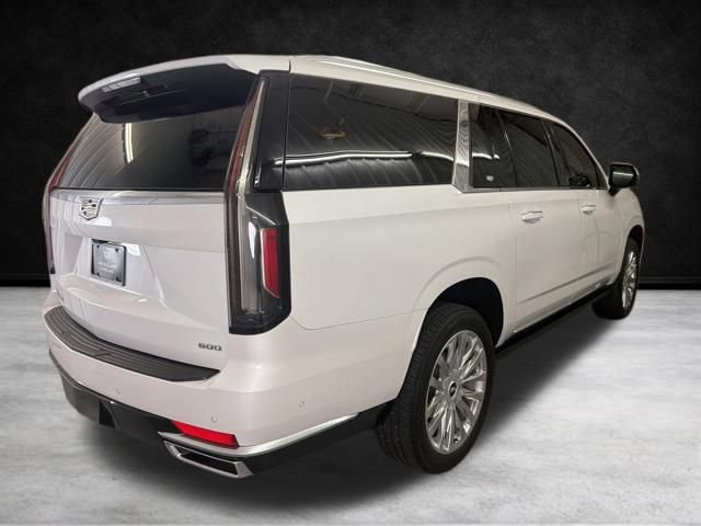 Used 2024 Cadillac Escalade ESV Premium Luxury w/ Performance Package AWD/4WD image 6