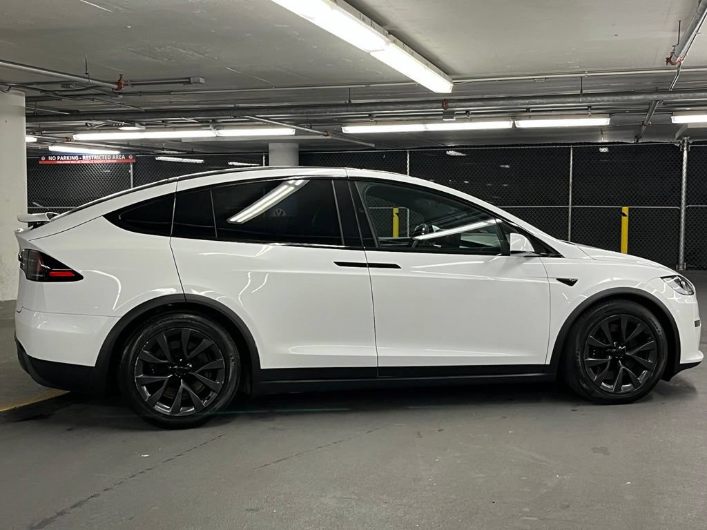 Used 2023 Tesla Model X AWD/4WD image 41