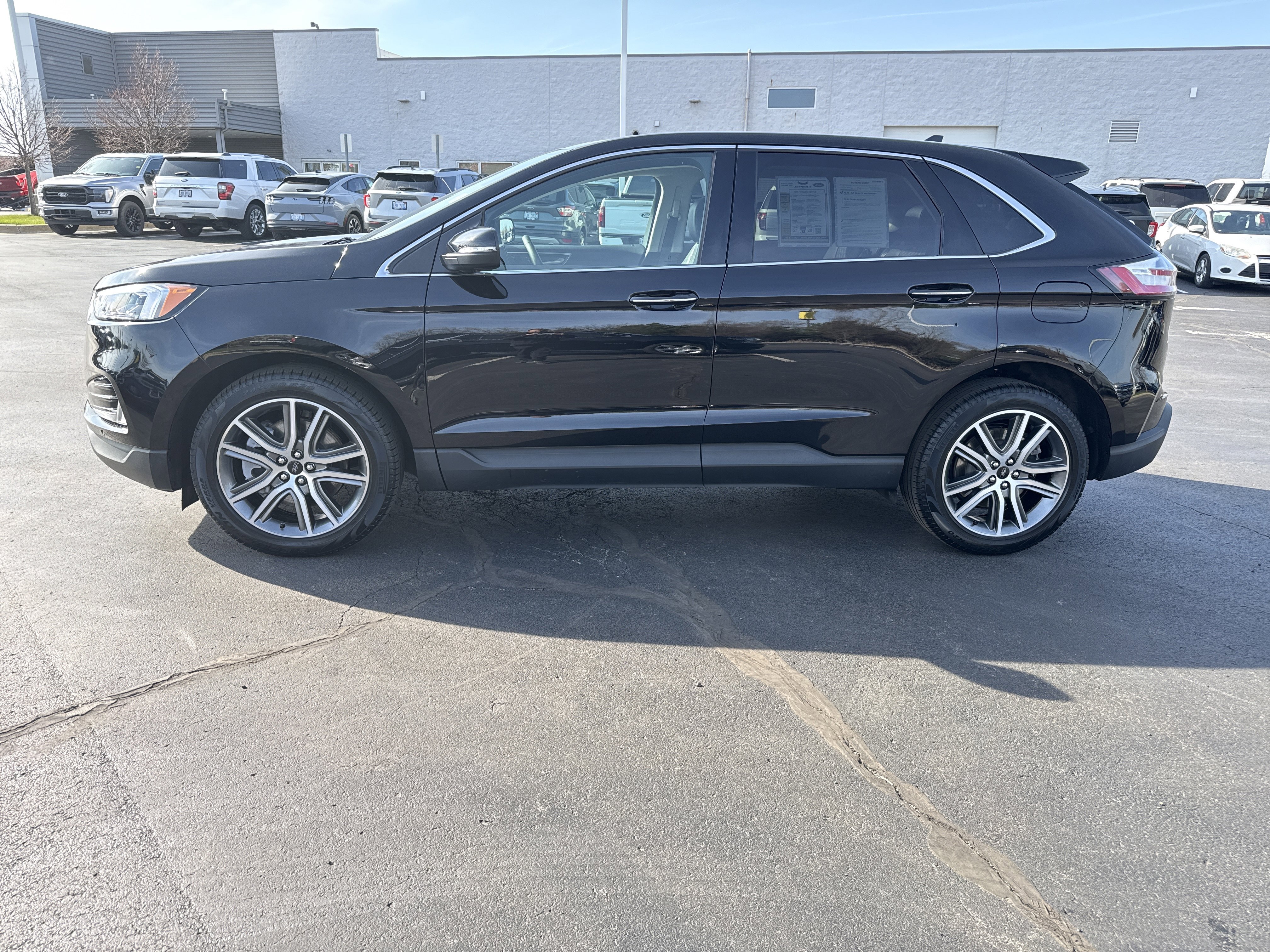 Certified 2024 Ford Edge Titanium w/ Equipment Group 301A image 3