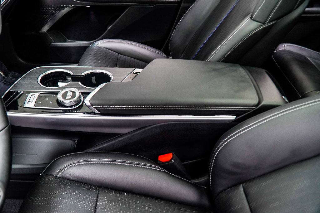 Used 2025 Cadillac Lyriq Sport w/ LPO, Floor Liner Package AWD/4WD image 22