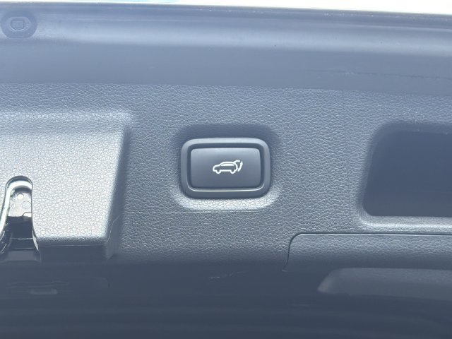 Certified 2023 Hyundai Santa Fe SEL FWD image 22