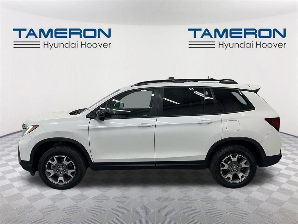 Used 2022 Honda Passport TrailSport image 2