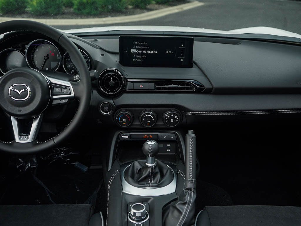 New 2025 MAZDA MX-5 Miata RF Club image 14