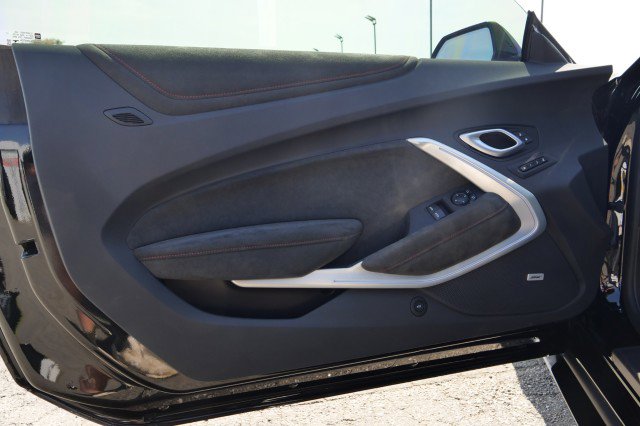 Used 2023 Chevrolet Camaro ZL1 image 18