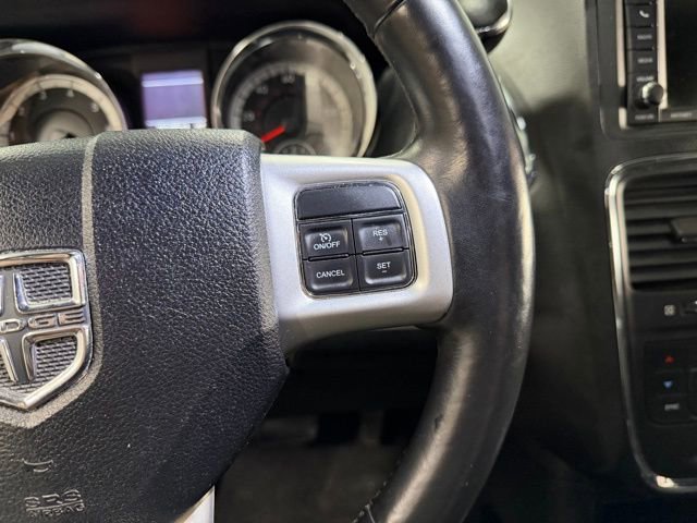 Used 2017 Dodge Grand Caravan GT FWD image 16