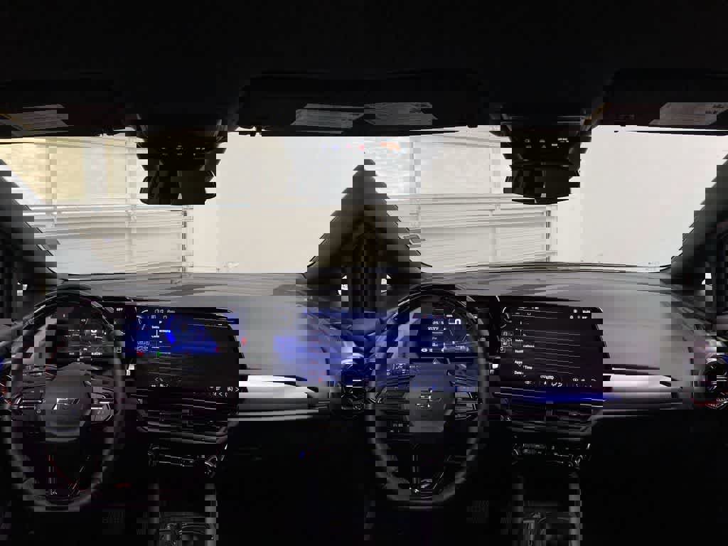 Used 2024 Chevrolet Equinox EV RS image 13