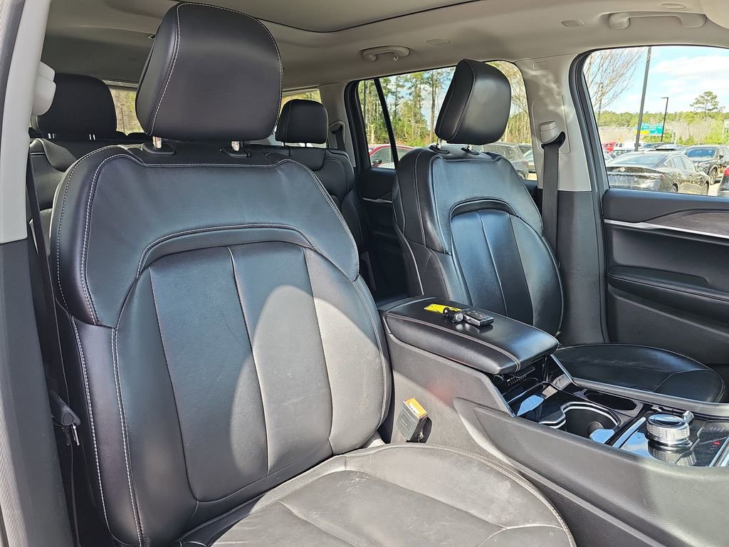 Used 2022 Jeep Grand Cherokee L Limited image 13