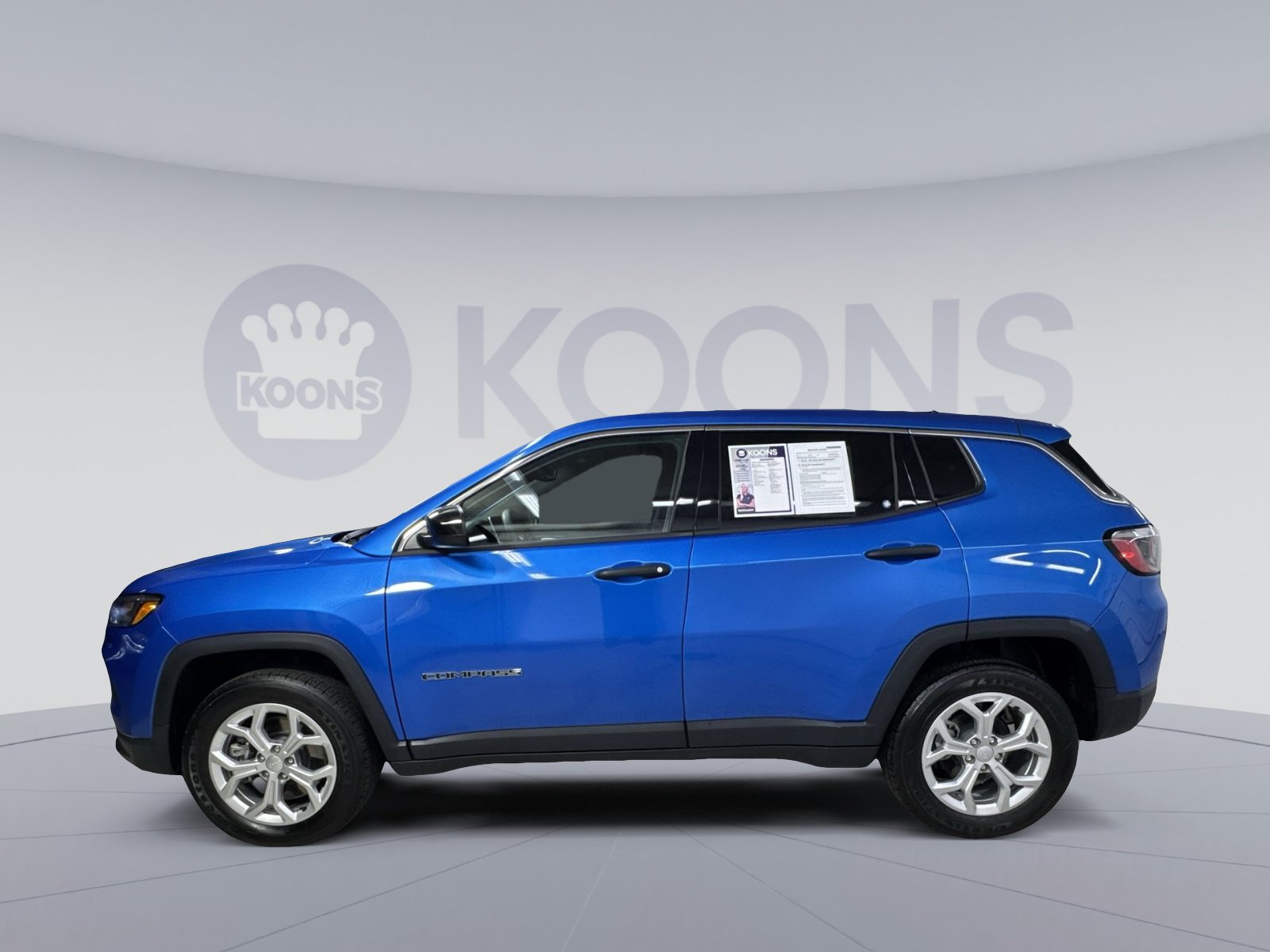 Used 2024 Jeep Compass Sport AWD/4WD image 17