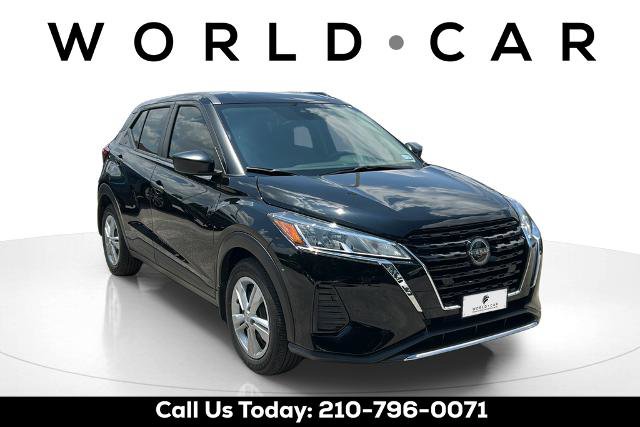 Certified 2025 Nissan Kicks Play S