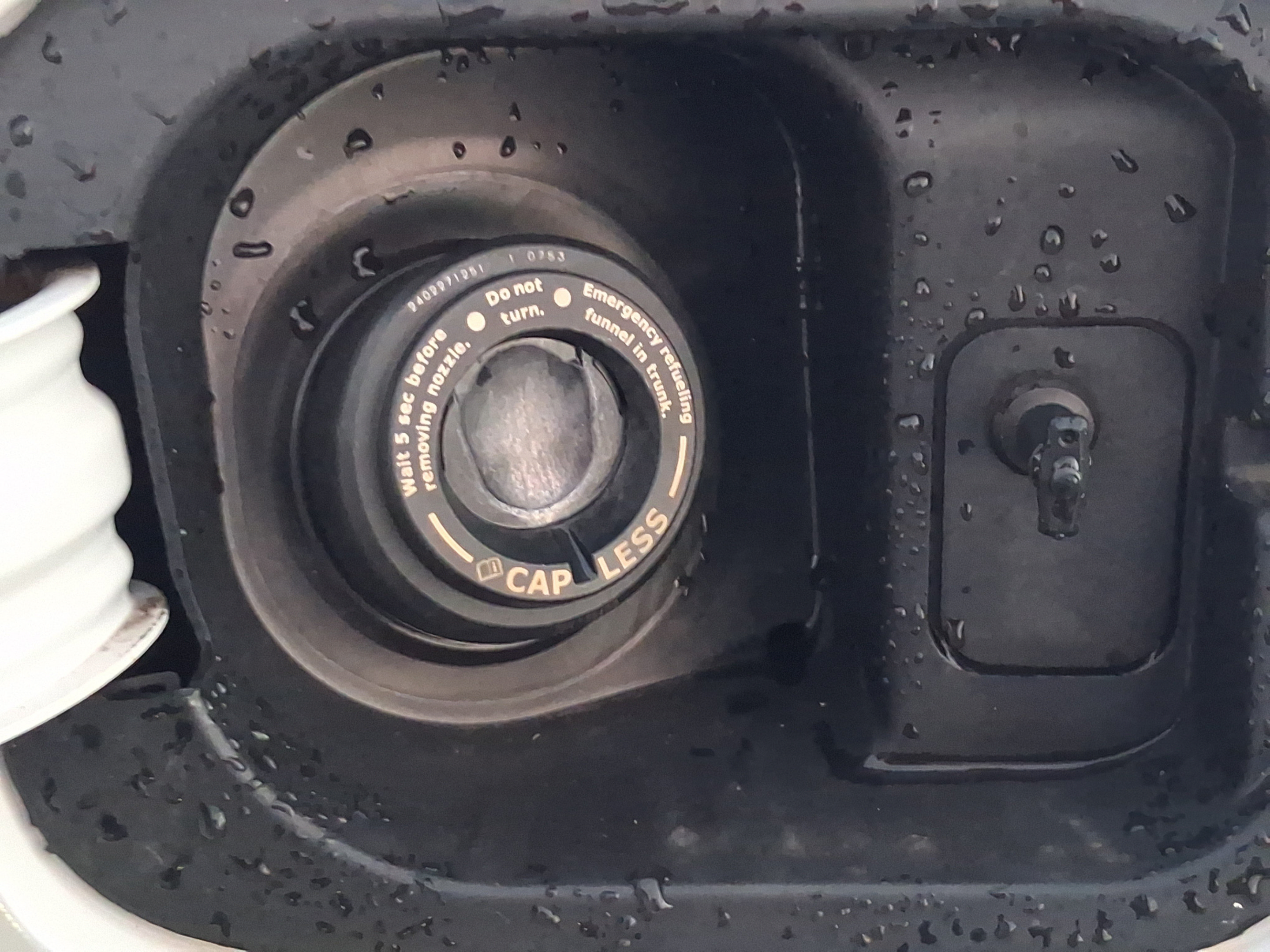 Used 2025 Honda Pilot Touring image 11