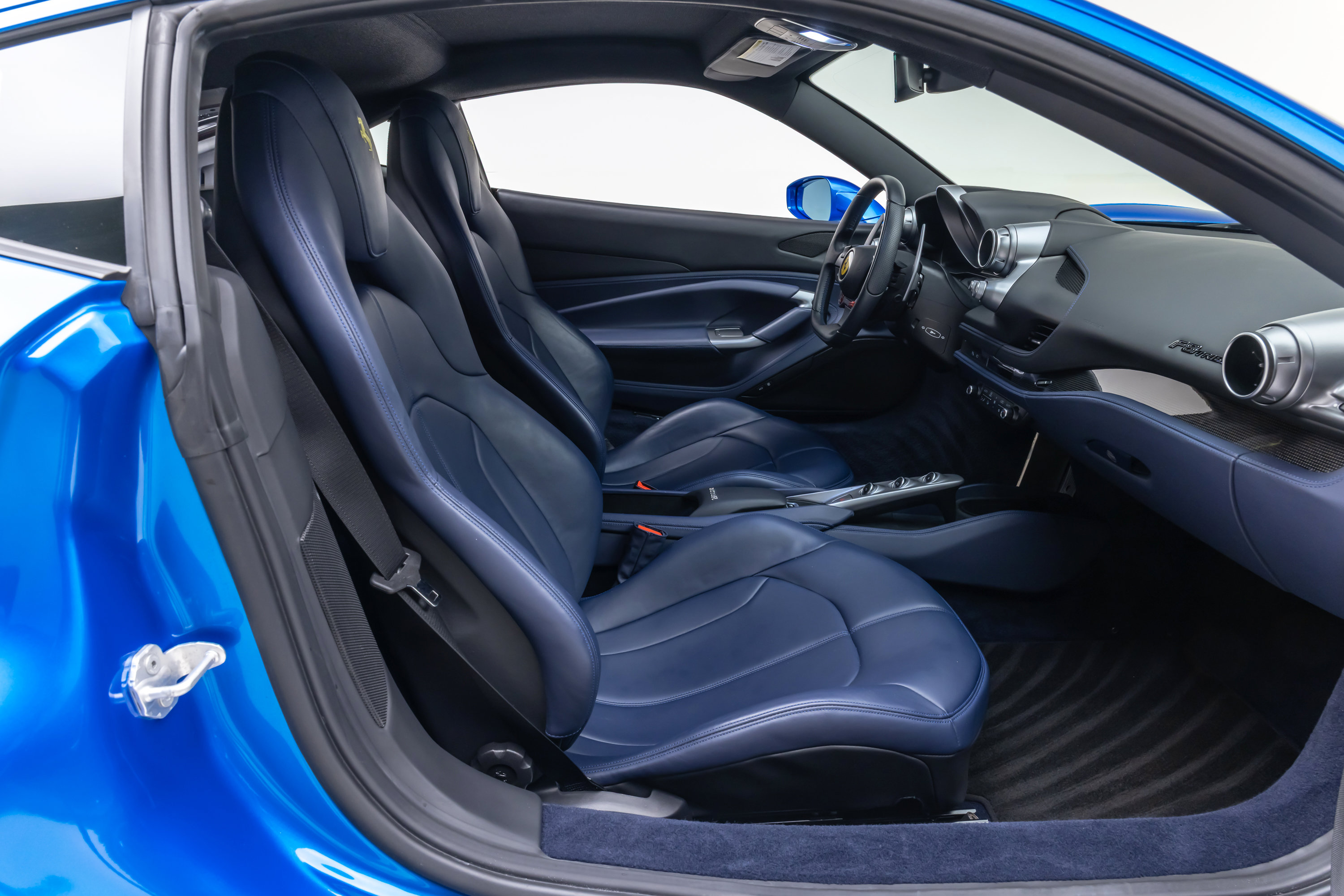 Certified 2021 Ferrari F8 Tributo RWD image 45