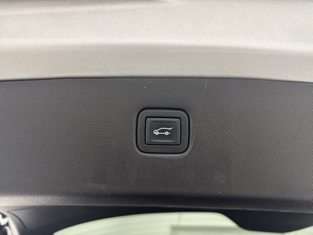 Used 2022 Chevrolet Blazer RS w/ Enhanced Convenience Package image 30