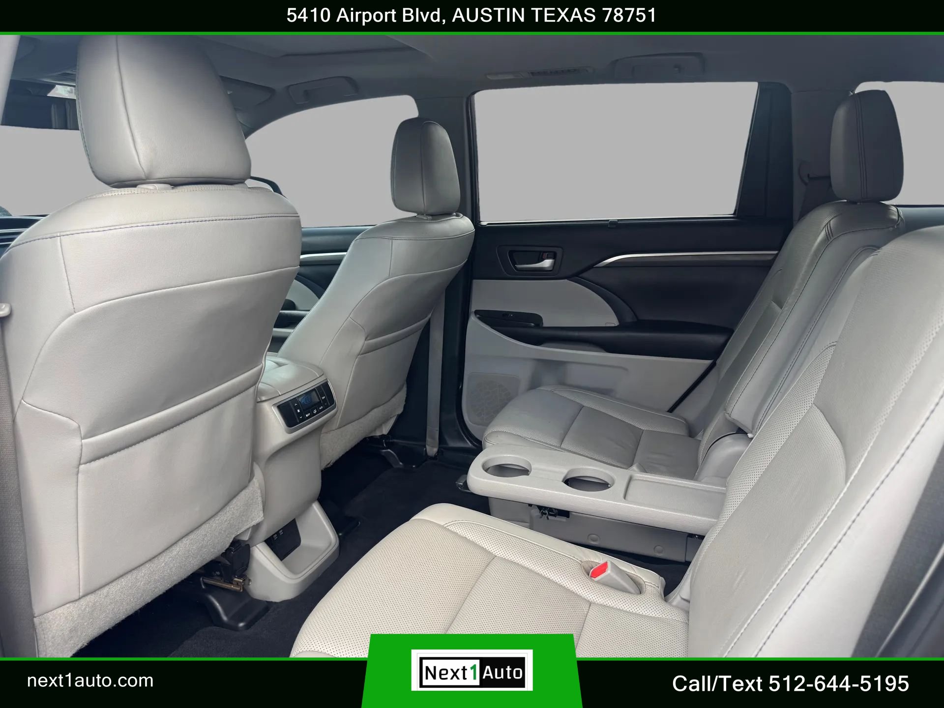 Used 2019 Toyota Highlander Limited FWD image 30