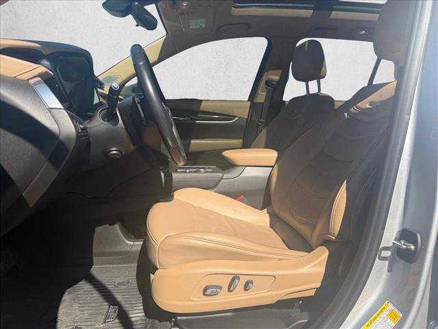 Used 2020 Cadillac XT6 Premium Luxury w/ Platinum Package AWD/4WD image 17