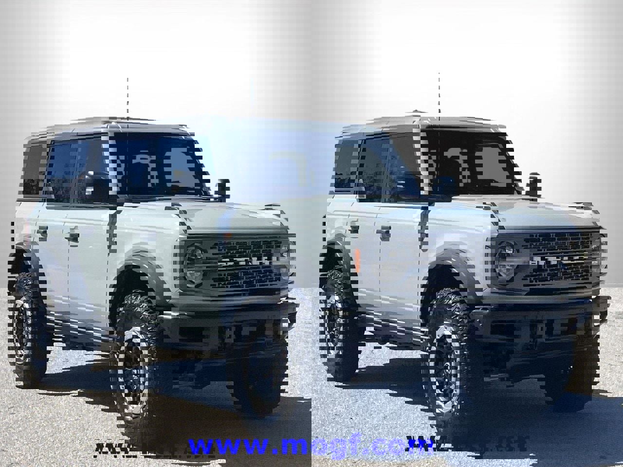 Used 2022 Ford Bronco Badlands image 4