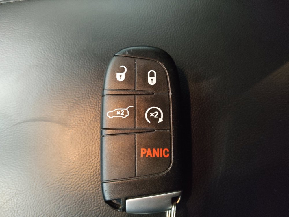 Used 2021 Jeep Grand Cherokee Limited image 32