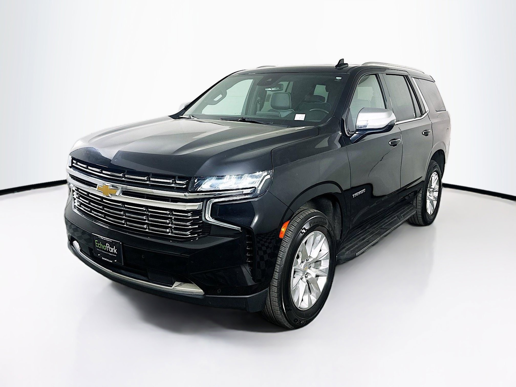Used 2024 Chevrolet Tahoe Premier image 3