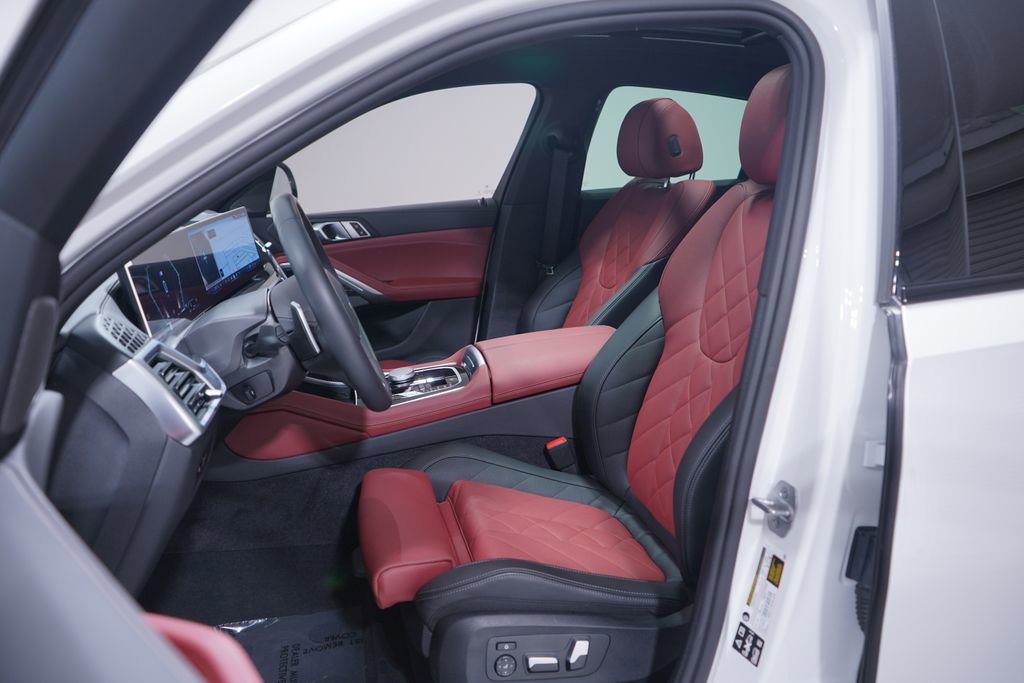 Used 2026 BMW X6 xDrive40i w/ Premium Package image 7