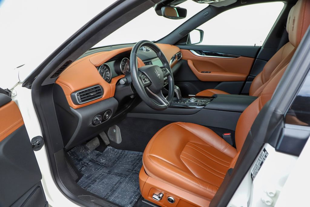 Used 2022 Maserati Levante GT image 8