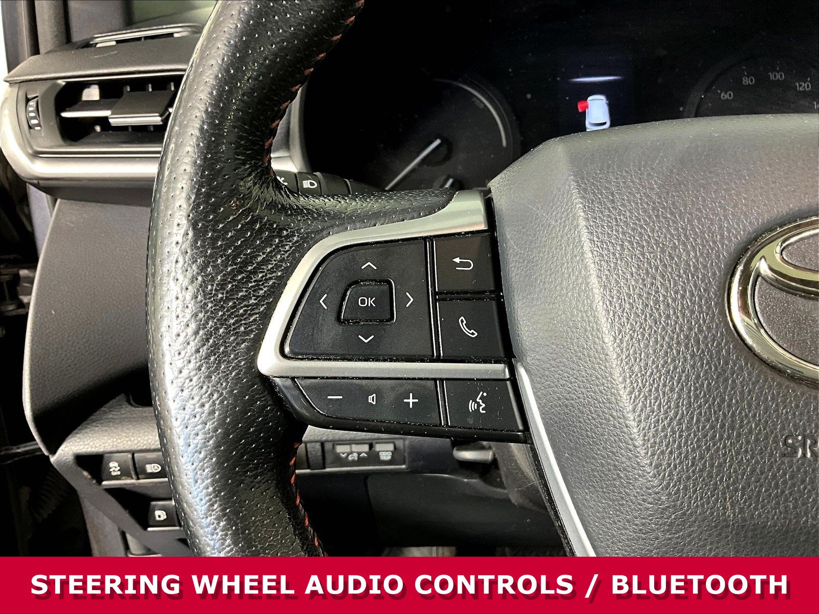 Used 2021 Toyota Sienna XSE FWD image 10