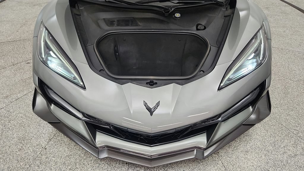 Used 2023 Chevrolet Corvette Z06 w/ Z07 Performance Package RWD image 13