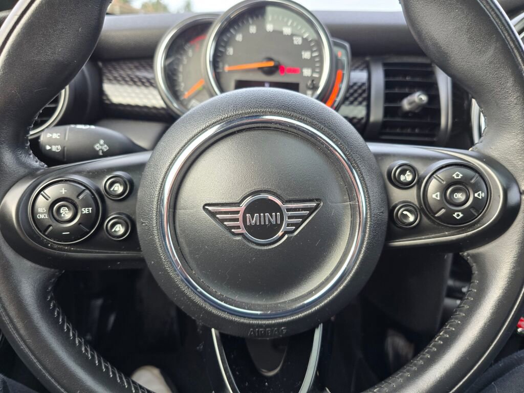 Used 2024 Buick Encore GX Avenir w/ Avenir Technology Package image 45