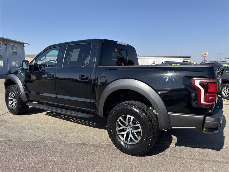 Used 2018 Ford F150 Raptor w/ Equipment Group 802A Luxury image 4