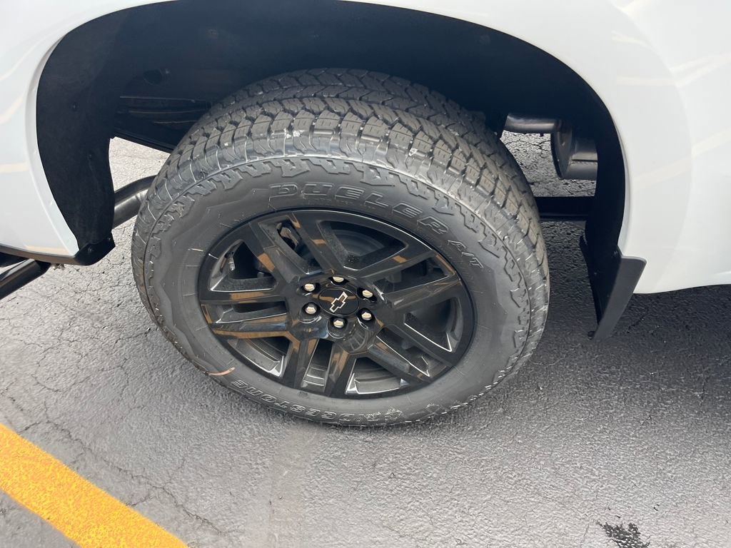 New 2026 Chevrolet Silverado 1500 Custom w/ Turbomax Blackout Package image 29