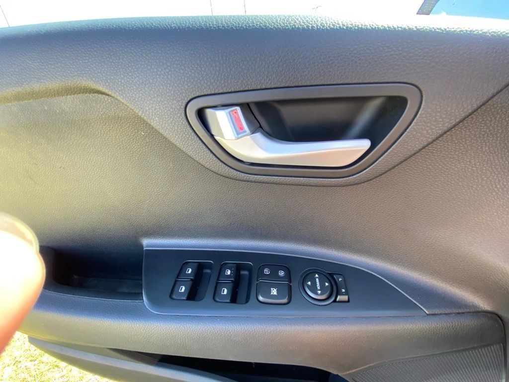 Certified 2023 Kia Rio LX FWD image 11