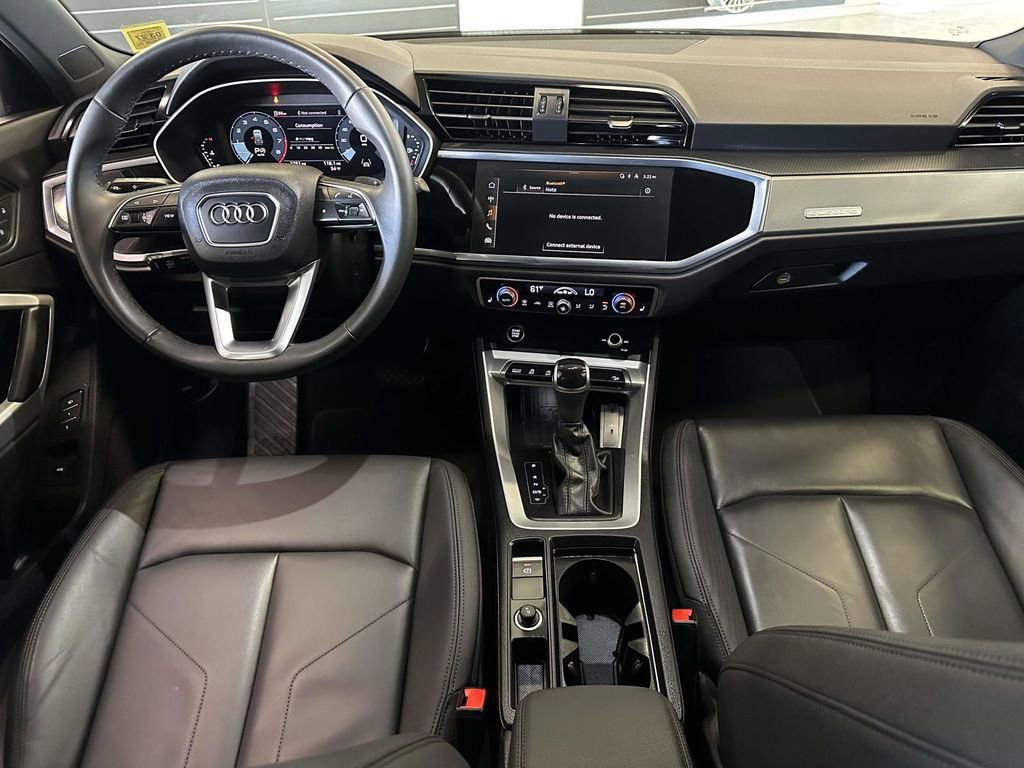 Used 2025 Audi Q3 2.0T Premium w/ Convenience Package AWD/4WD image 16