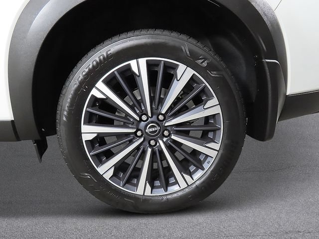 New 2026 Nissan Pathfinder Platinum AWD/4WD image 9