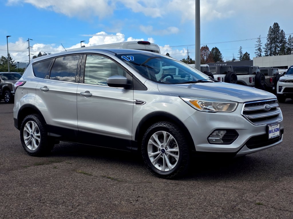 Used 2017 Ford Escape SE AWD/4WD image 24