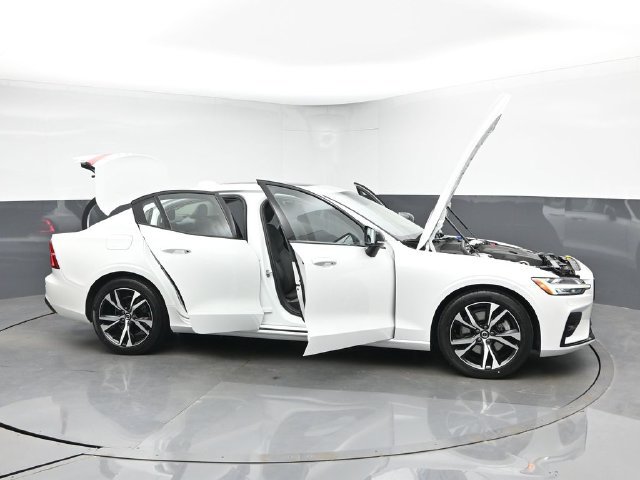 Used 2023 Volvo S60 B5 Core w/ Climate Package AWD/4WD image 41