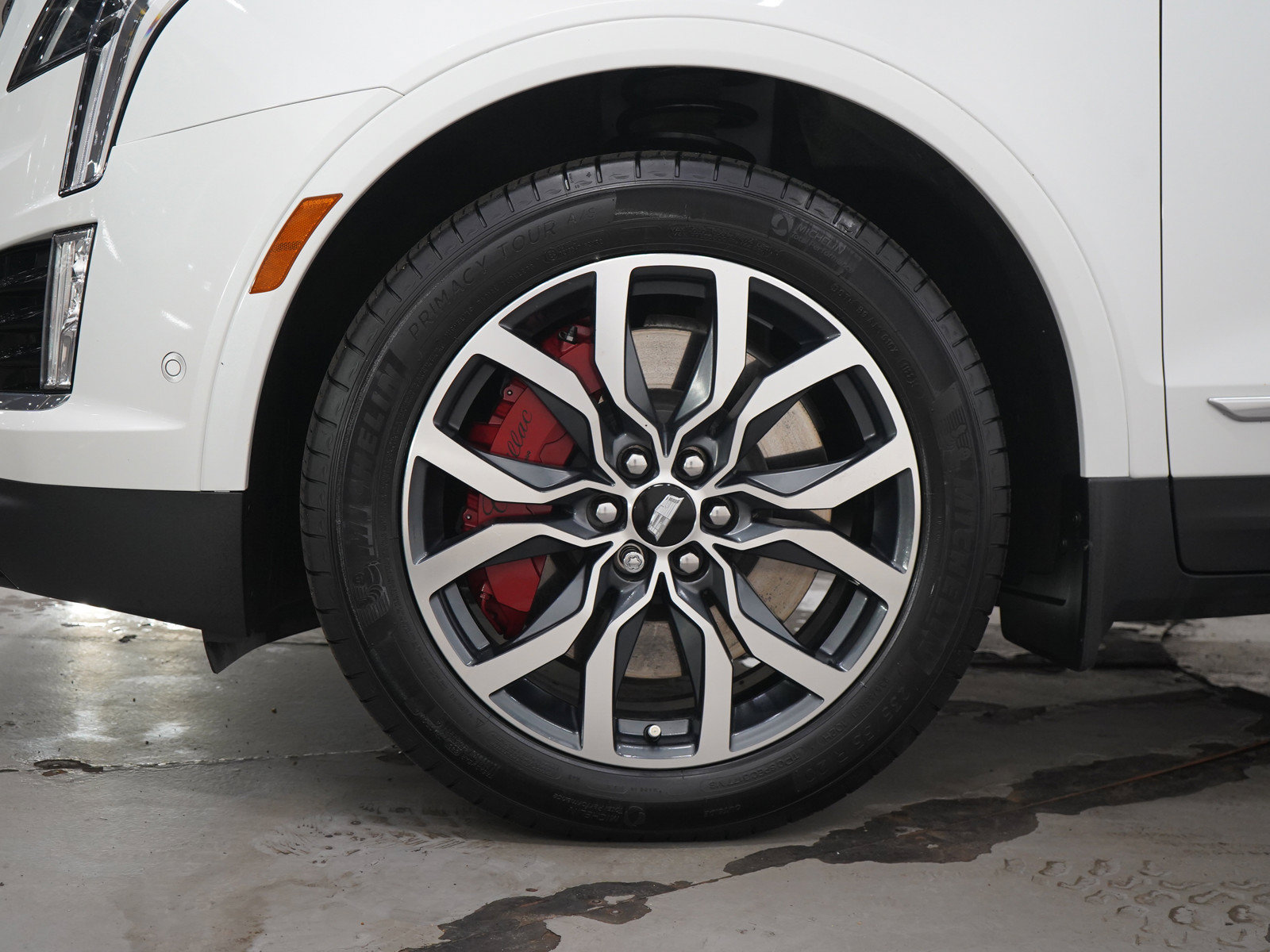 Used 2022 Cadillac XT5 Sportv w/ Technology Package AWD/4WD image 32