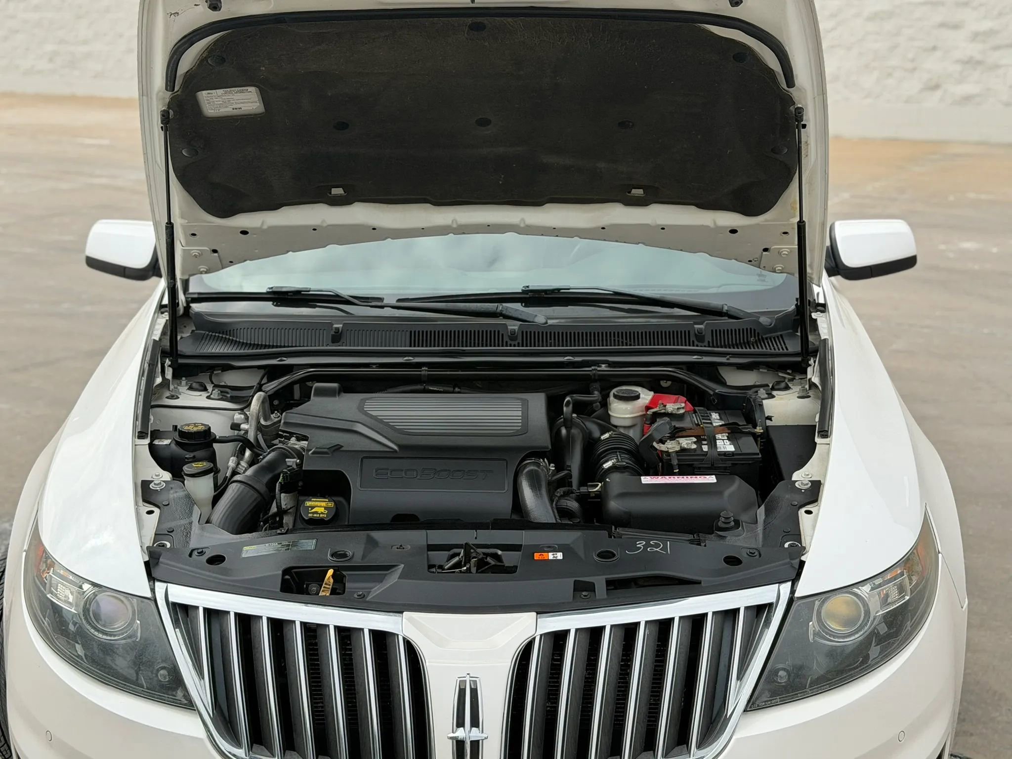 Used 2011 Lincoln MKS AWD w/ 201A Rapid Spec Order Code image 15