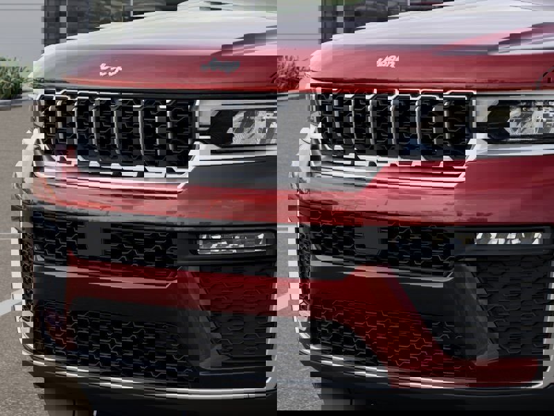 New 2026 Jeep Grand Cherokee Limited image 11