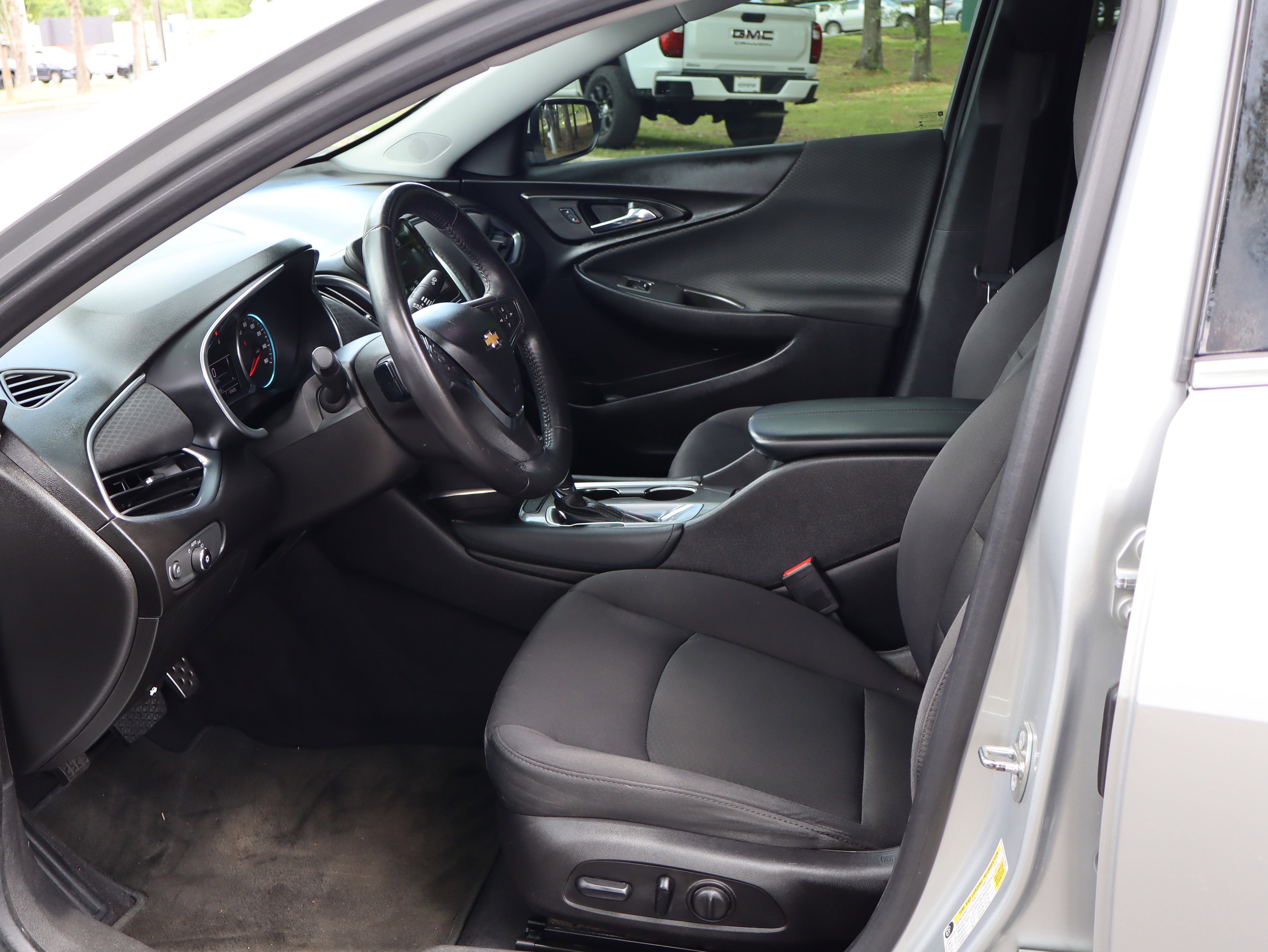 Used 2016 Chevrolet Malibu LT image 20