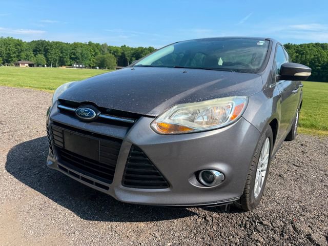 Used 2012 Ford Focus SEL FWD image 1